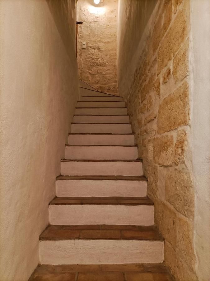 Maison Atypique Coeur De Village Historique Villeneuve-lès-Avignon Zewnętrze zdjęcie